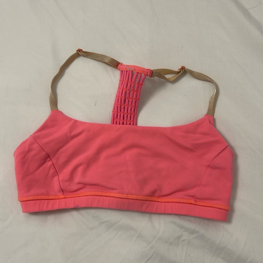 Lululemon sports bra